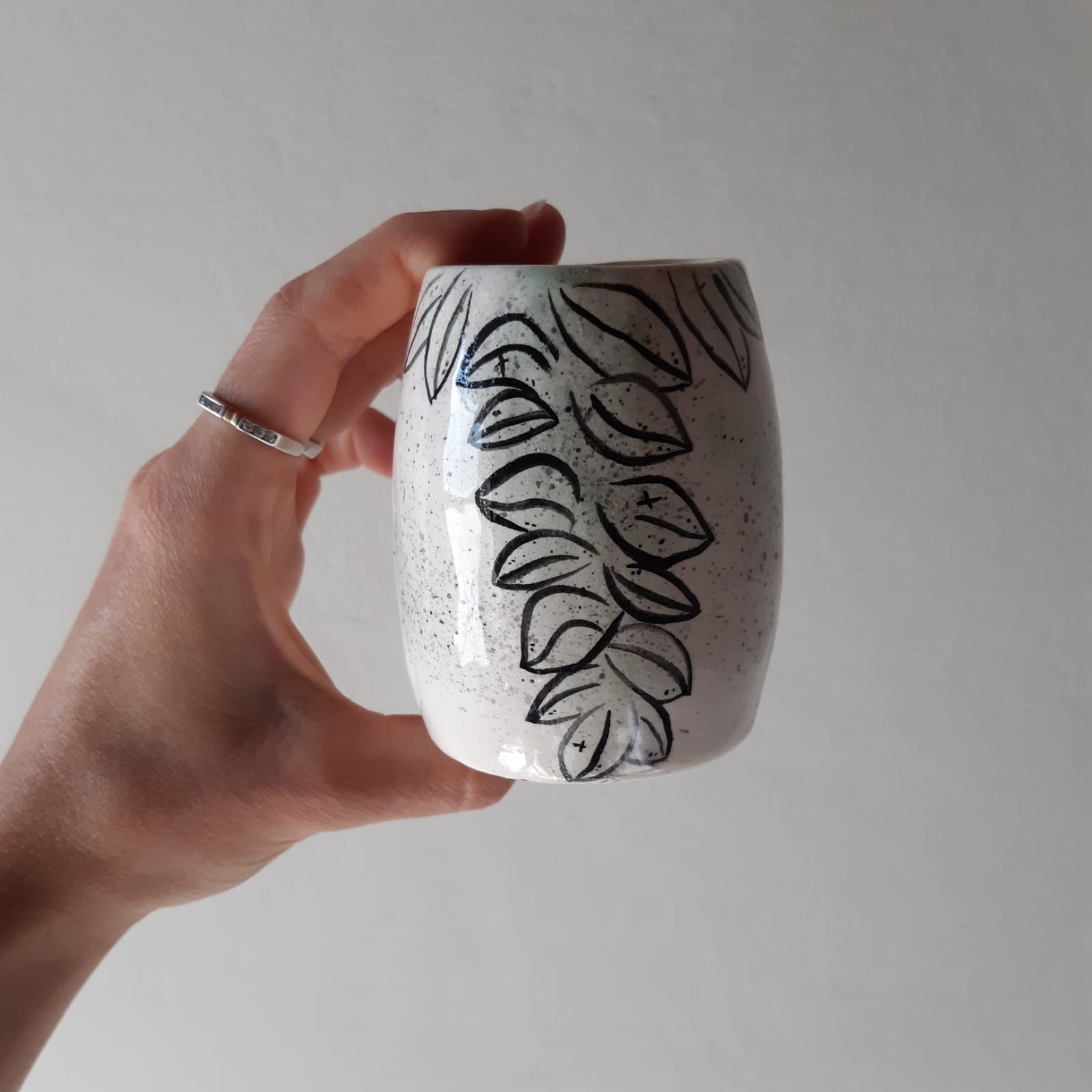 Mate con diseño sencillo 